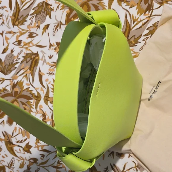 Acne Studios Neon Green Musubi Small - Picture 5 of 7